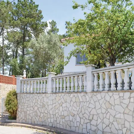 Сasa de vacaciones Three-bedroom Holiday In