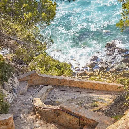 Three-bedroom Holiday In Lloret de Mar