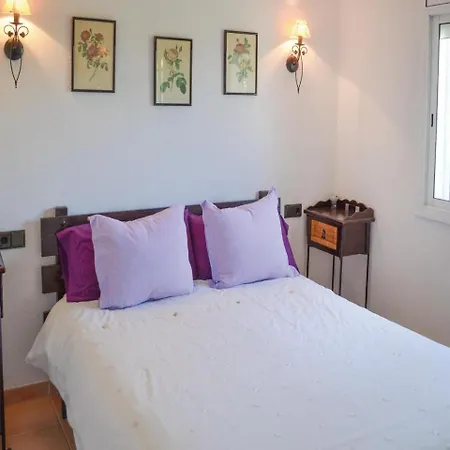 Three-bedroom Holiday In Feriehus